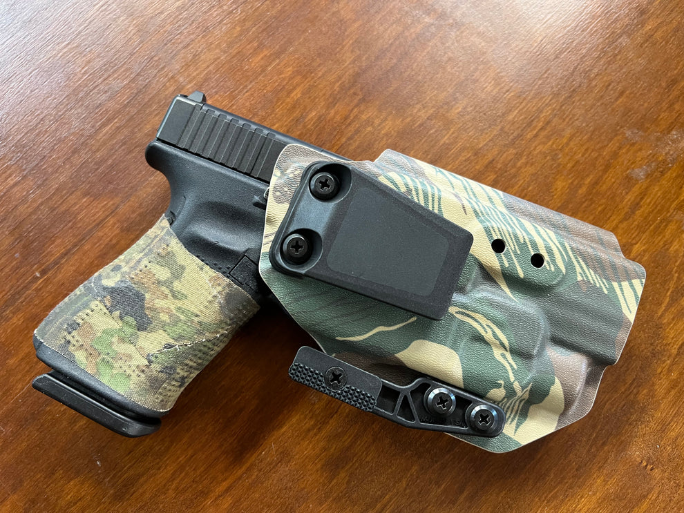 Kydex Holster. Snappy Holsters. Glock 17/19/22/23/31/32/19x/47/49/44/45 with Streamlight TLR-7/TLR-7 HLX